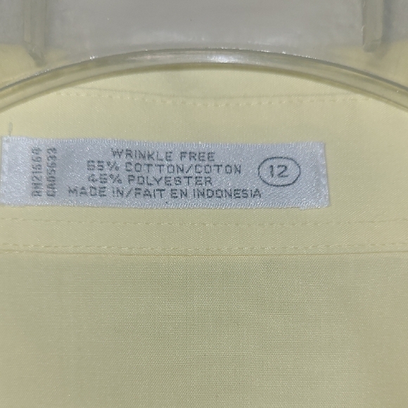 Foxcroft Pastel Yellow Button Down Shirt Pocket Wrinkle Free Long Sleeve Preppy - Picture 3 of 8